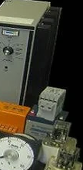 Ross Hill style DC control module chassis with auxiliary relays and panel meter