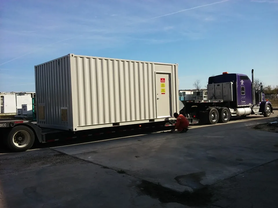 C1D1 extraction lab under transport, side view