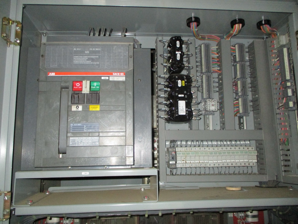 Refurbished 4x4 SCR house image 8
